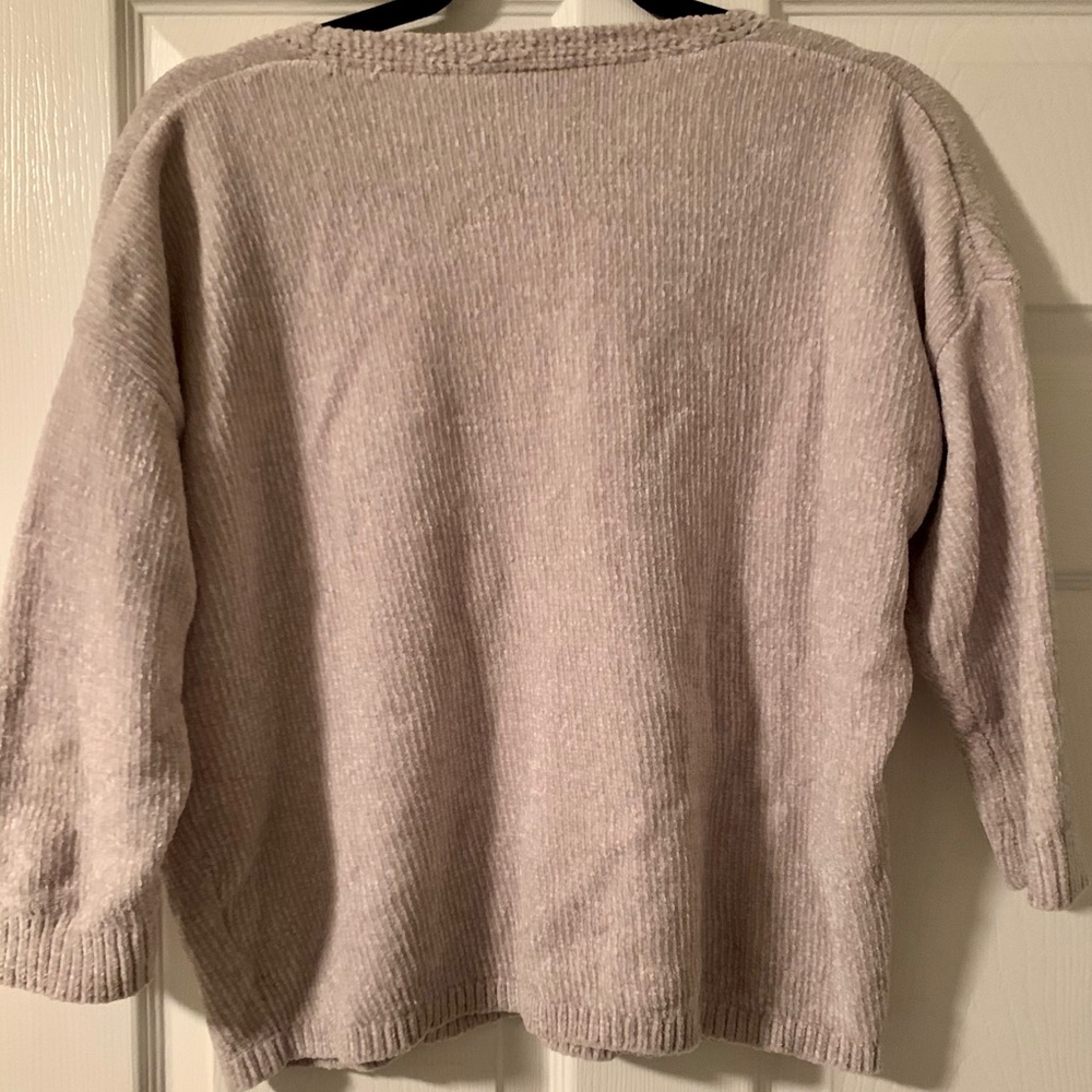 Express Cropped Sweater - Picture 4 of 4